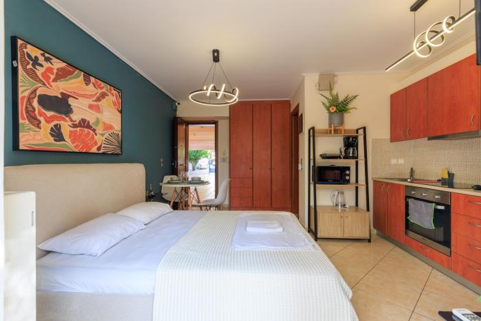 Aiolos GLYFADA super lux apartment