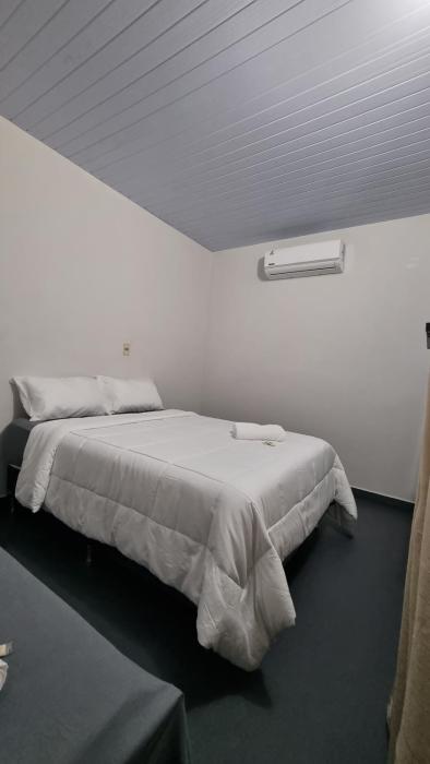 Habitacion doble en el centro de asunción solo efectivo guaranies