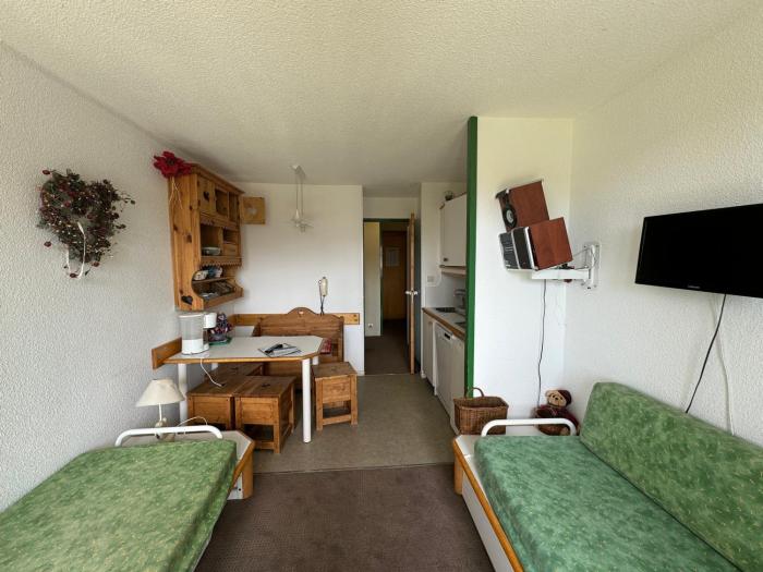 Studio fonctionnel 34 pers avec balcon et accès direct pistes - FR-1-181-2222