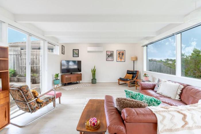 Spacious, Pet Friendly - Close to Main St