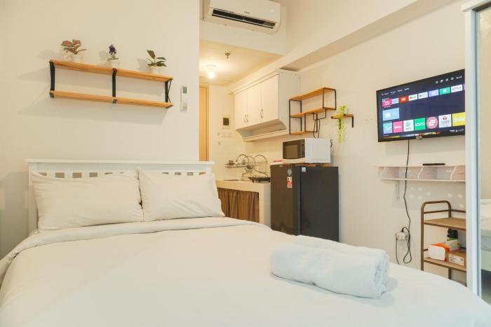 Good Deal and Cozy Stay Studio Tokyo Riverside PIK 2 Apartment By Travelio