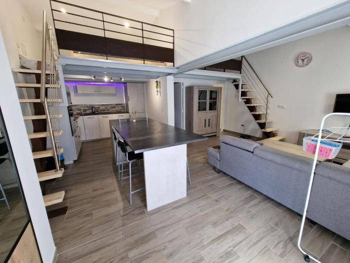 Jolie petit mazet à 10min des plages