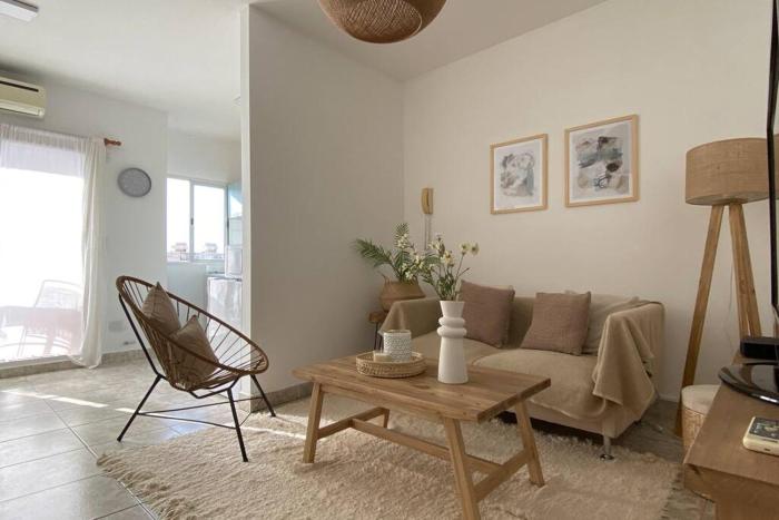 Luminoso 2 ambientes en Boedo Seguridad 24hs frente a Plaza Boedo