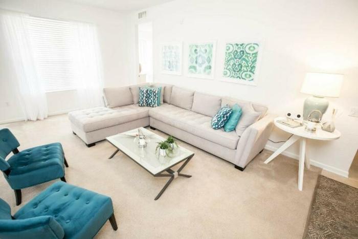 Modern Vacation Apartment with a Lake View