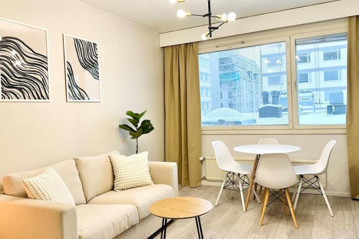 Tampere city center one bedroom apartment - train station, Nokia Arena, Netflix
