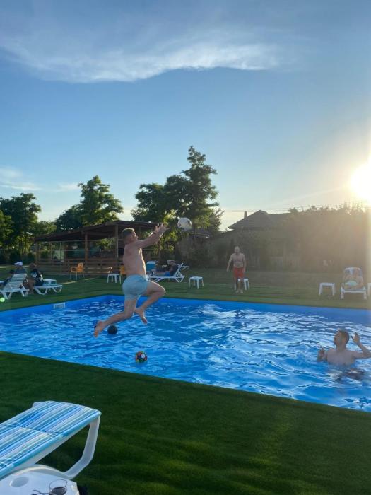 Pensiunea Paradiso Sarinasuf