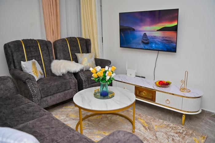 Luxurious 1Bedroom in Kilimani, Equipped gym, Serviced lift, Speedy Wifi, Garden Views, Kids play area, Proximity to yaya centre shopping malls, restaurants and bars