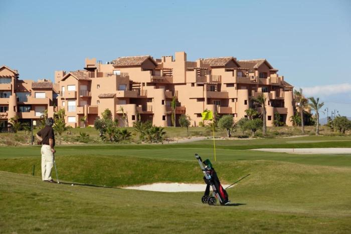 Superb 2 Bed Apartment on Mar Menor Golf Resort with Free WIFI