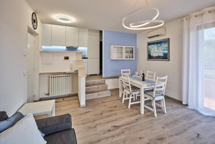 Vela Bianca Home Garda