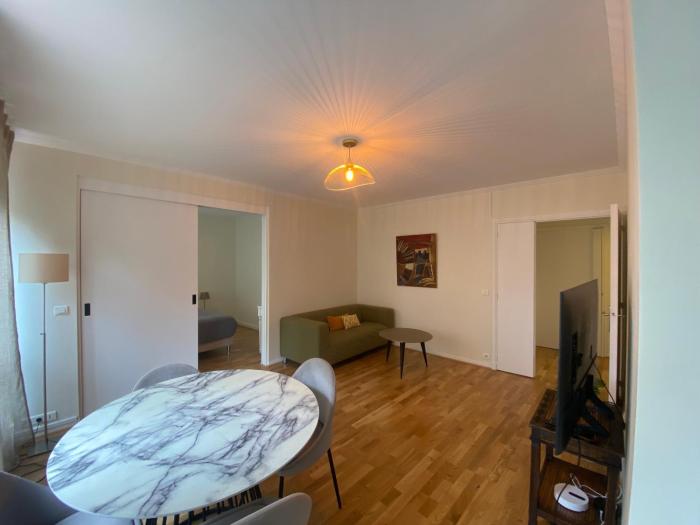 Jardin Cambronne Tour Eiffel