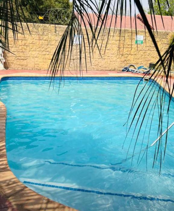 EXCLUSIVE GUEST HOUSE