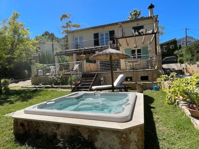 Villa in Nature with Yoga Room, Peace and Tranquility