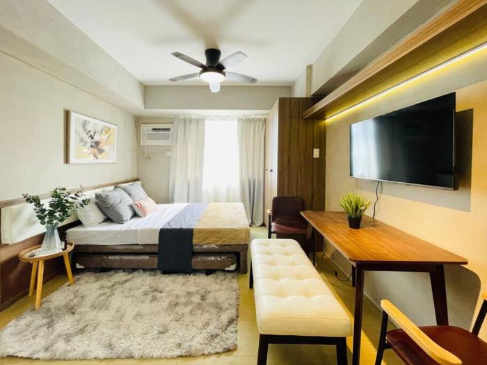 V2 Relaxing Studio Escape