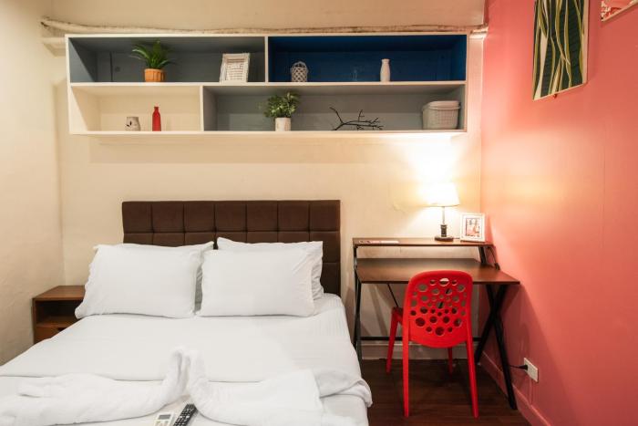 Homey and Cozey Poblacion Makati S04