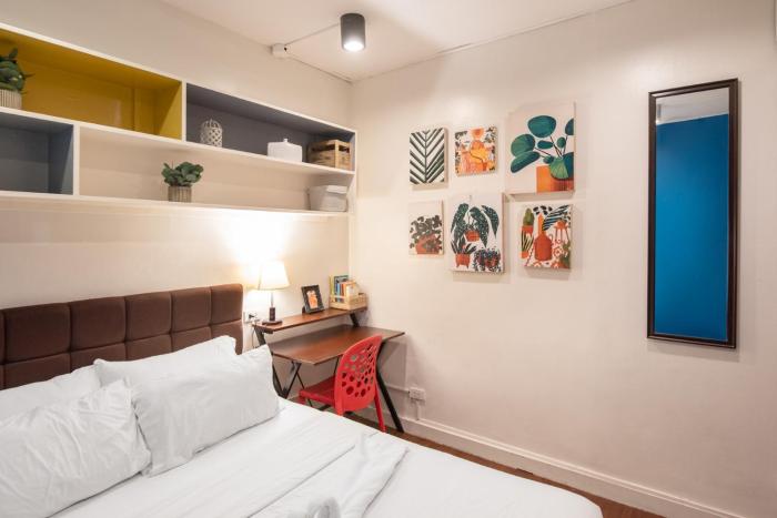 Homey and Cozey Poblacion Makati S05