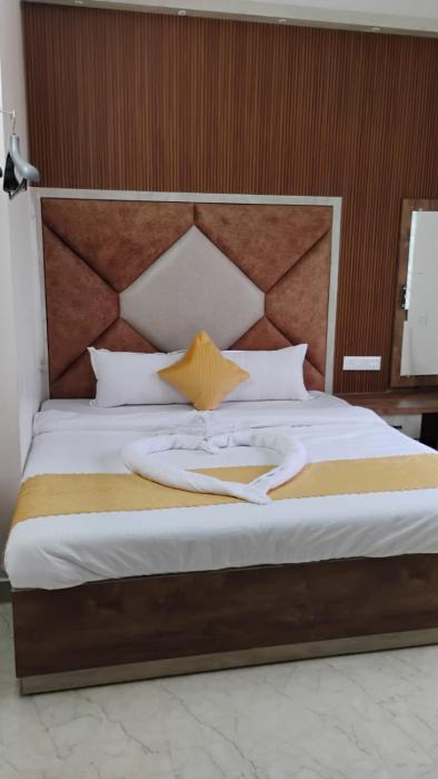 HOTEL Dev Vanshi Palace