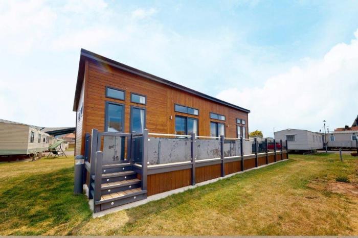 Pebble Beach Resort The Goodwood Lodge