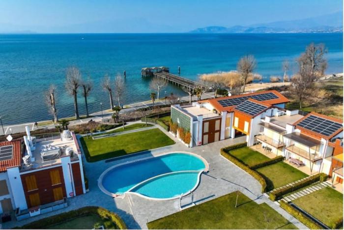 GardalandLuxuryApartment Pool & Free Parking