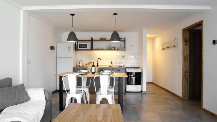 Las Amapolas Apartments