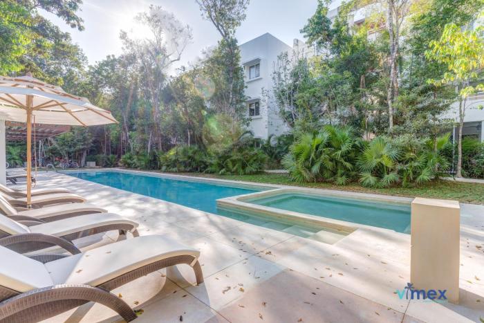 Stay at TAO Pool BBQ Gym Yoga Beach 5min