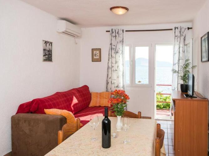 Apartments Stipo - Comfort Two Bedroom Apartment with Balcony and Sea View A2