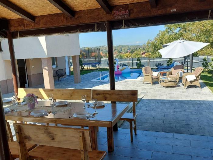 Holiday Home Gra ec - Three Bedroom Holiday Home with swimming pool