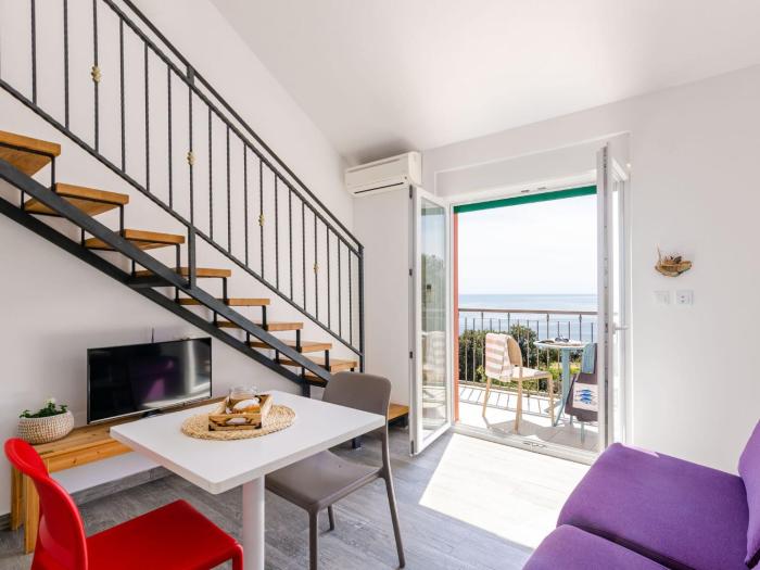 Apartments Villa Lukas - No 11 Gallery Studio Apartment with Balcony and Sea View