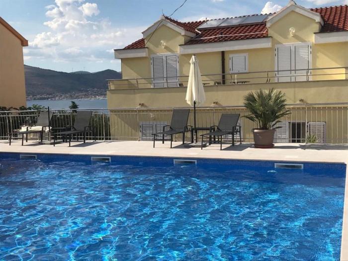 Apartments Villa Moonlight - Two Bedroom Apartment with Sea View Balcony and Terrace Delux