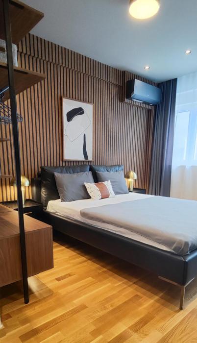 Elegant Apartment with Urban Charm