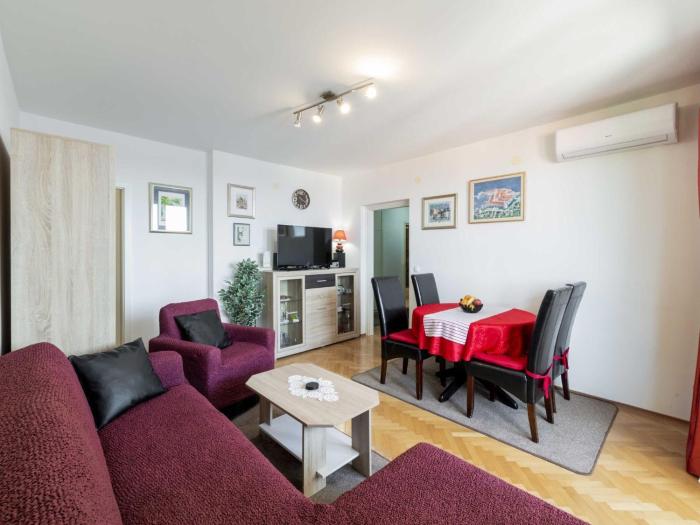 Blue Harmony Sea View Apartment - Two Bedroom Apartment with Balcony and Sea View