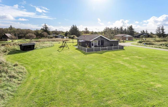 Holiday Home Sommerstedvej Thyholm V