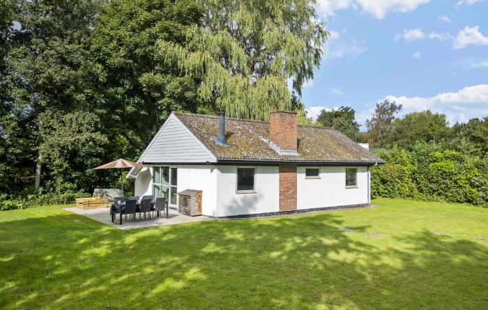 Amazing Home In Farsø With Wifi