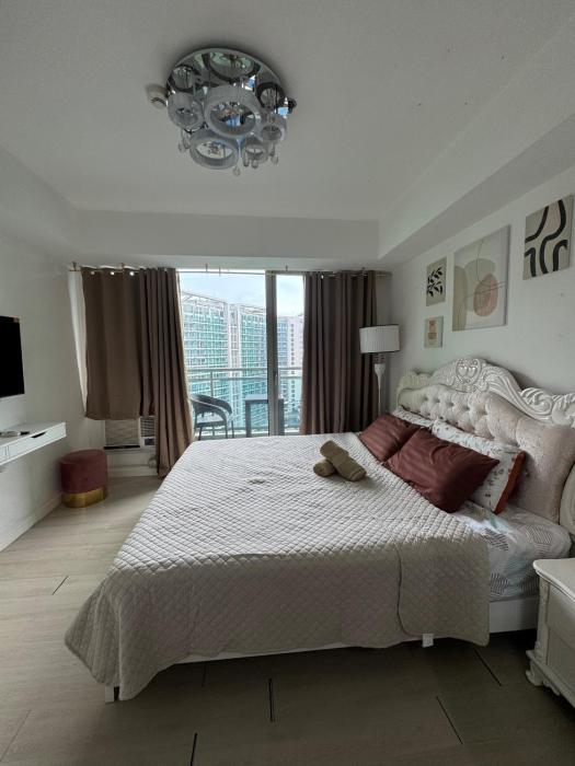 Royale One Five Azure Staycation