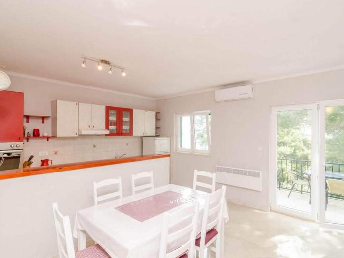 Apartments Matu ko Mljet - Two-Bedroom Apartment with Terrace and Sea View