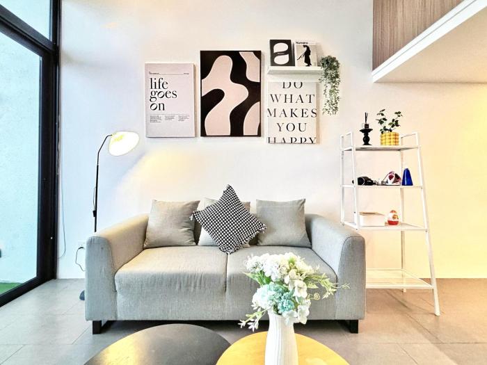 Lynhomes 20 The Establishment Bangsar Stylish Studio Loft