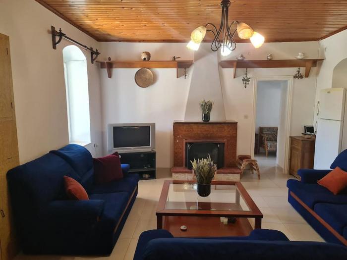 Dragonera Traditional House