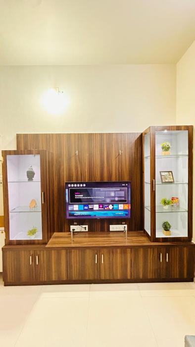 Bungalow in midst of Greenery