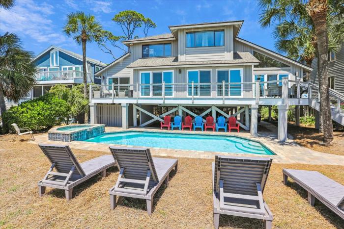 133 Dune Ln, Oceanfront, Private Pool, Free Golf, Bike or Walk to Coligny