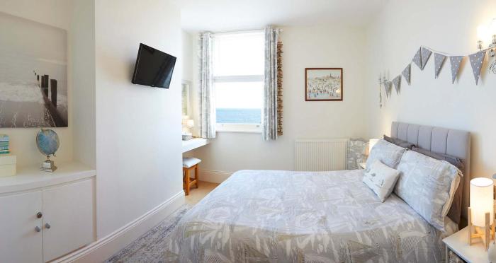 Apartment 17, The Moorings - Stunning sea views
