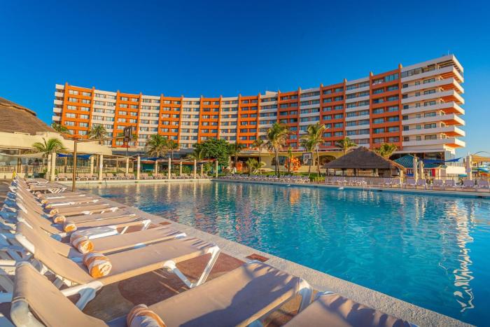 Crown Paradise Club Cancun -Inclusive