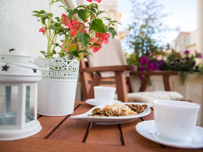 Apartment Larissa - Studio Apartment with Terrace and Partial Sea View