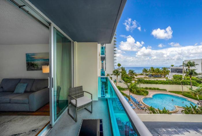 Oceanfront Luxury Condo with Stunning Views and Resort Amenities