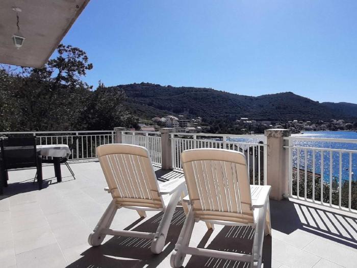 Apartment Classic Kor ula - Two Bedroom Apartment with Terrace and Sea View