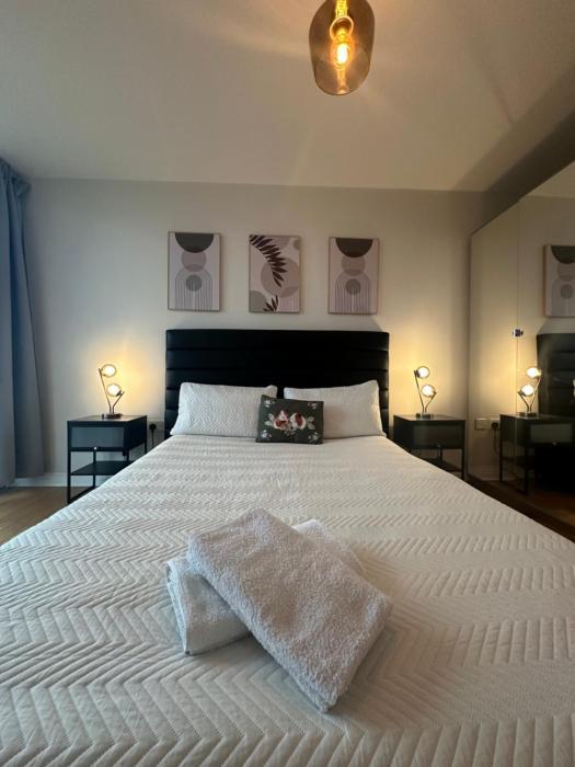 Lovely flat in Kingston Town