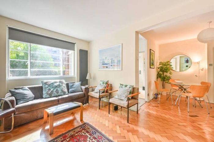 2-bedroom flat with garden near Regents Park