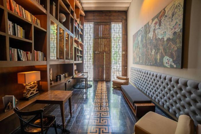 Exclusive Ph Art House free access 2 the beach