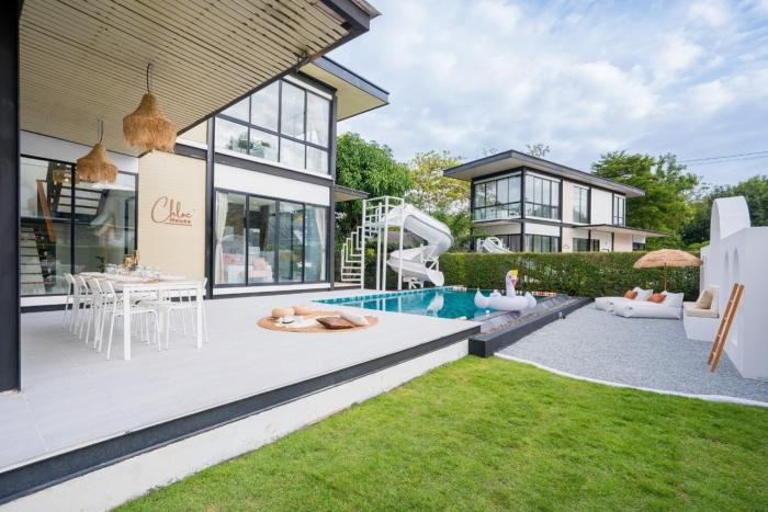 Chloe Pool Villa Jomtien