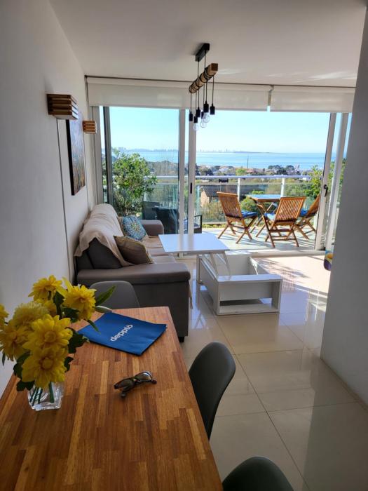 Edificio "Bahia" Punta Ballena.