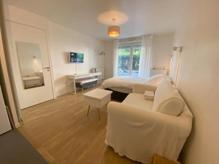 Grande chambre avec cuisine privée