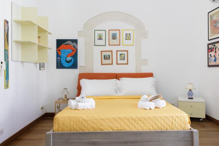 Camera con bagno privato vista mare Ortigia